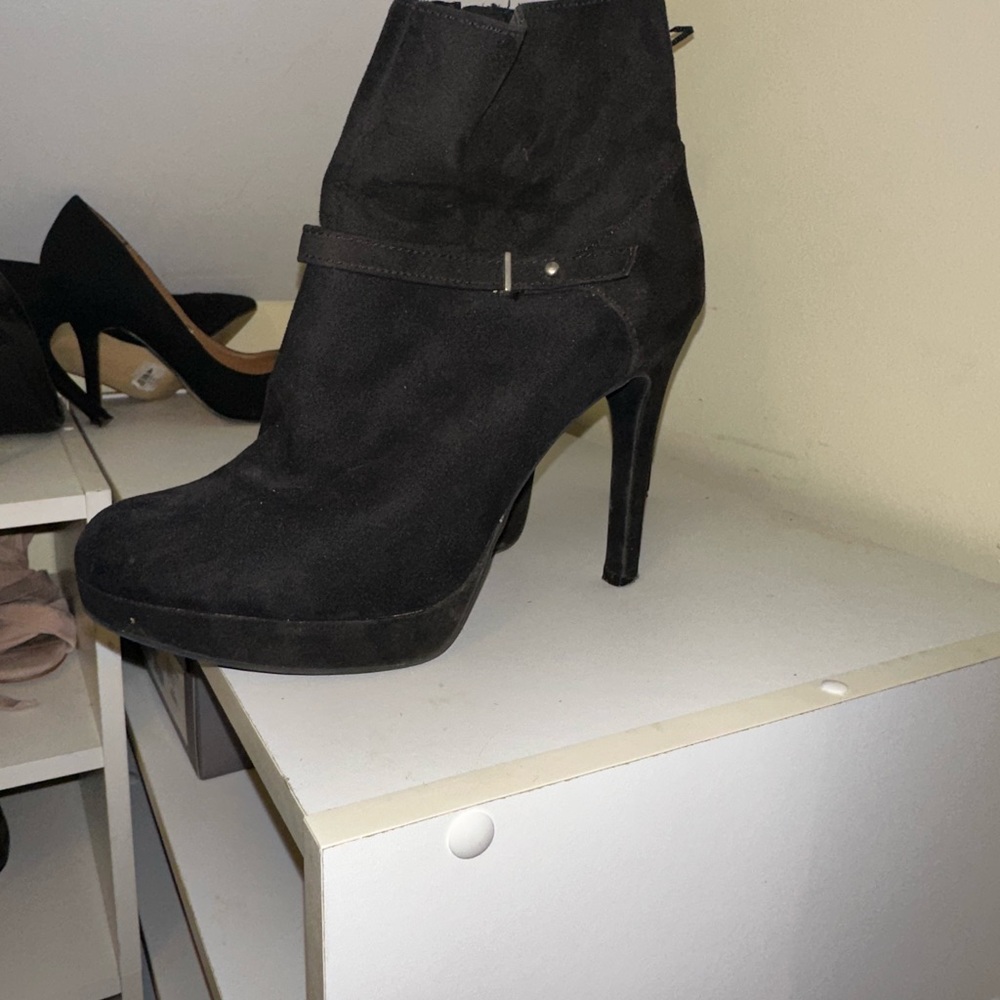 Black suede H&M booties.
